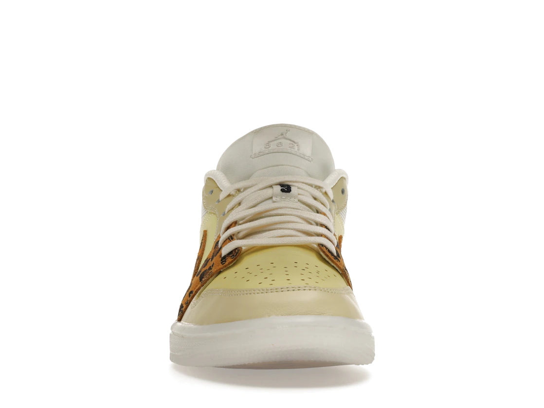 Jordan 1 Low SNKRS Day (W)