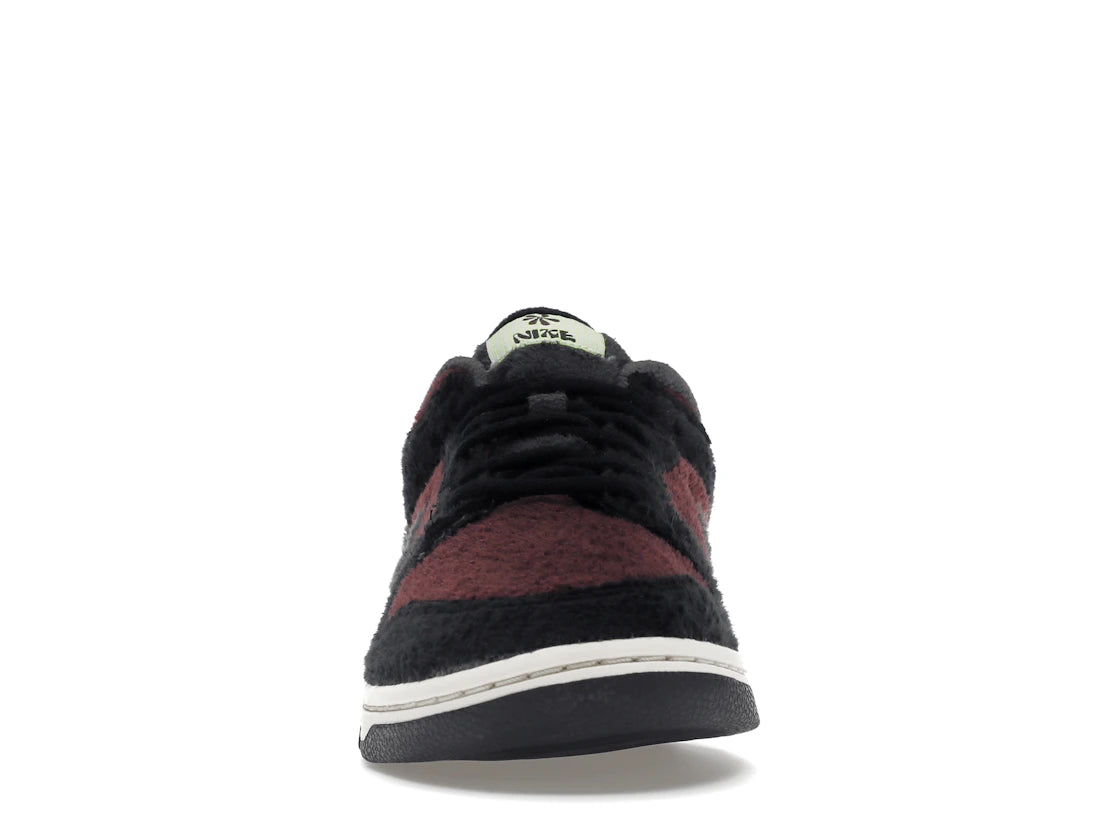 Nike Dunk Low SE Fleece Pack Burgundy Crush (Women's)