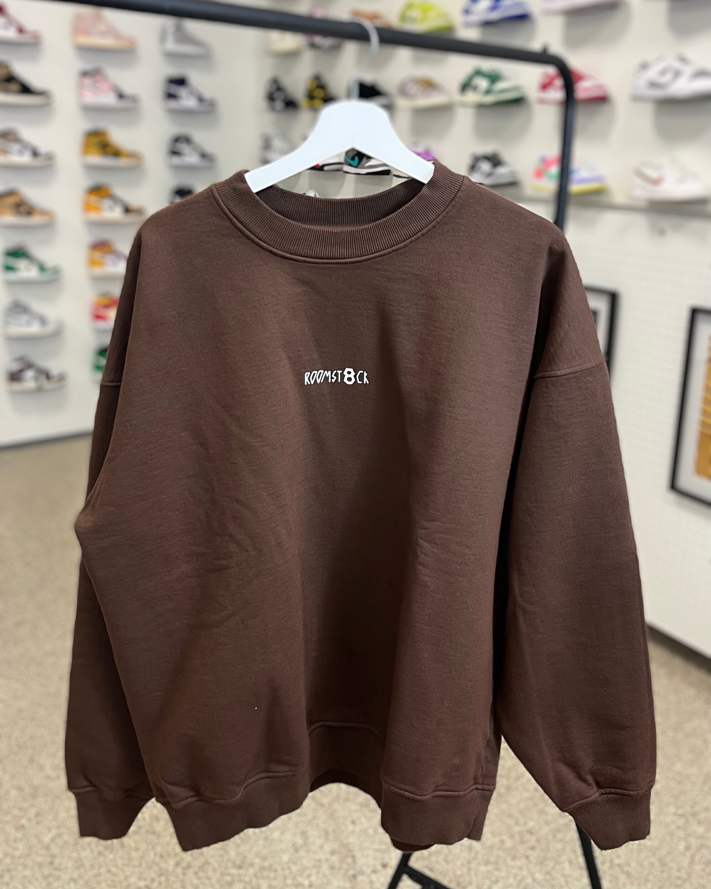 ROOMSTOCK 8th Anniversary Edition crewneck CHOCOLATE