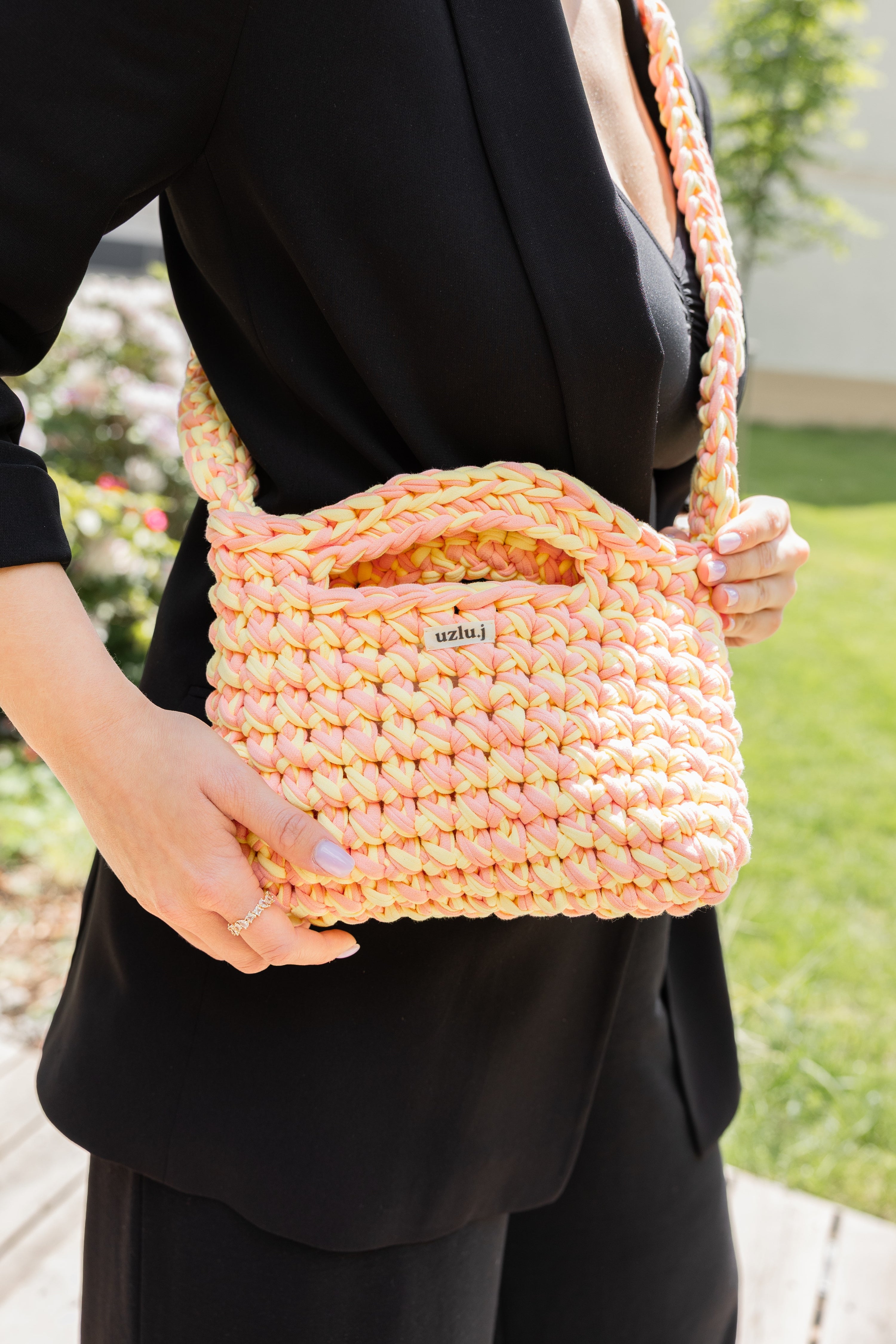 Uzlu.j - crossbody bag MEDA yellow/pink