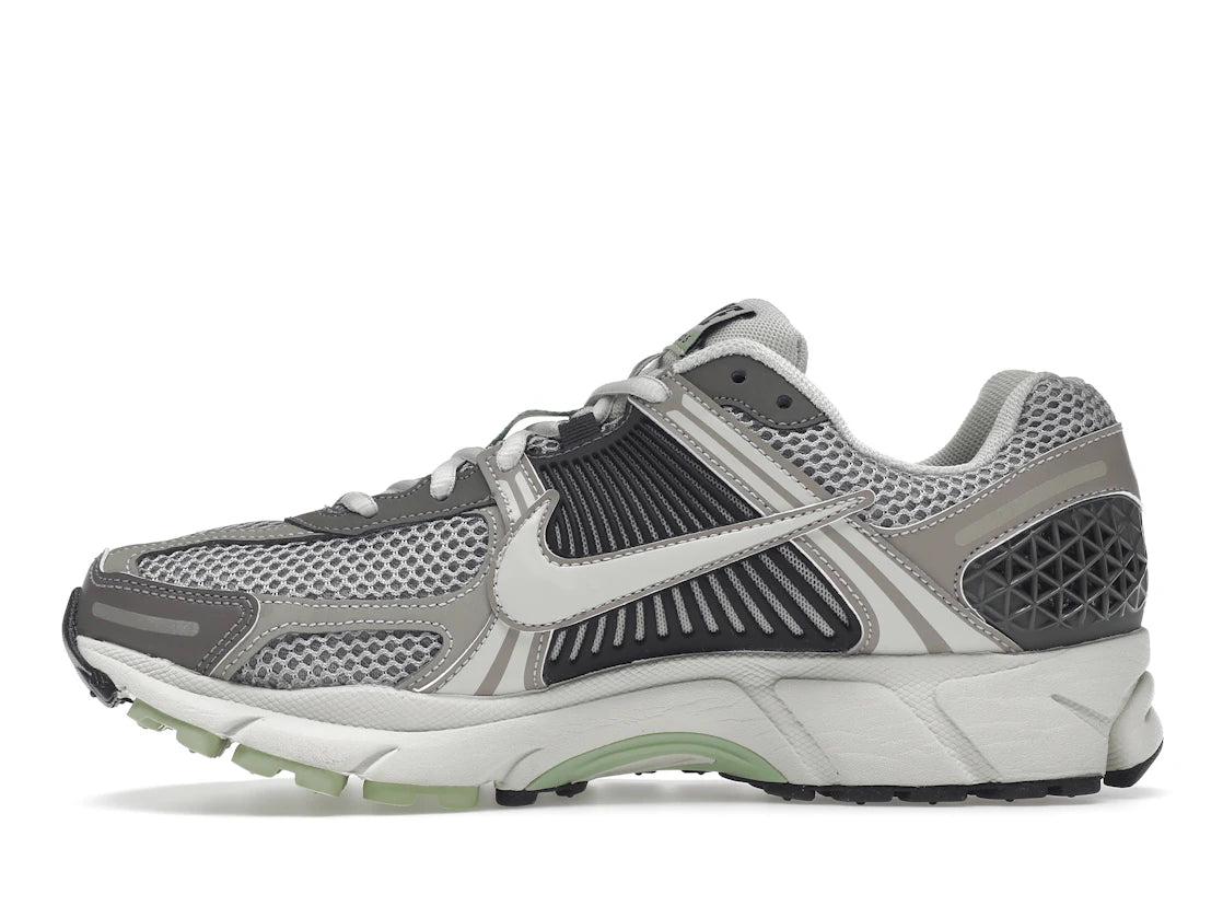 Nike Zoom Vomero 5 Cobblestone Flat Pewter (W)