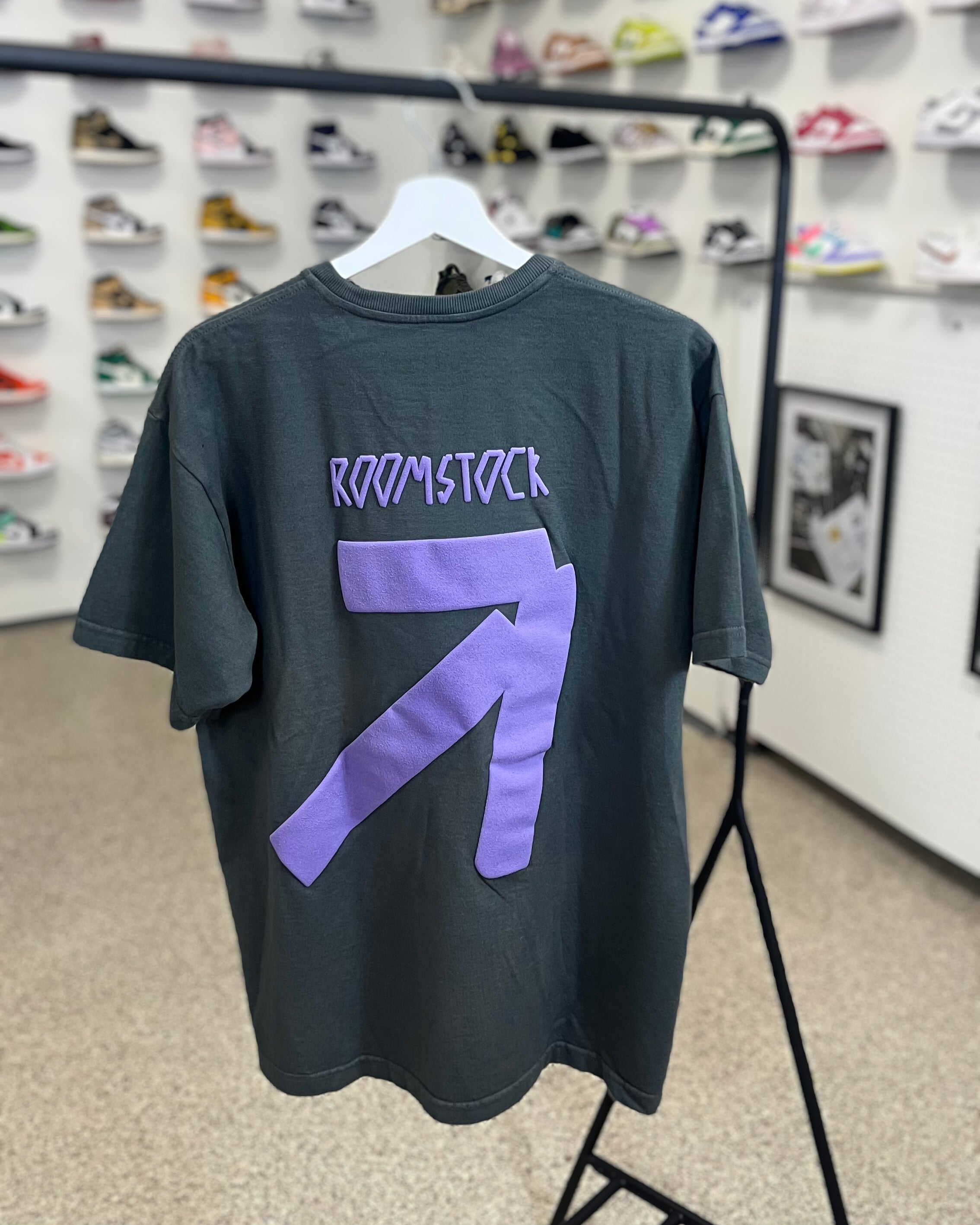 ROOMSTOCK 8th Anniversary Edition tee VOLCANIC