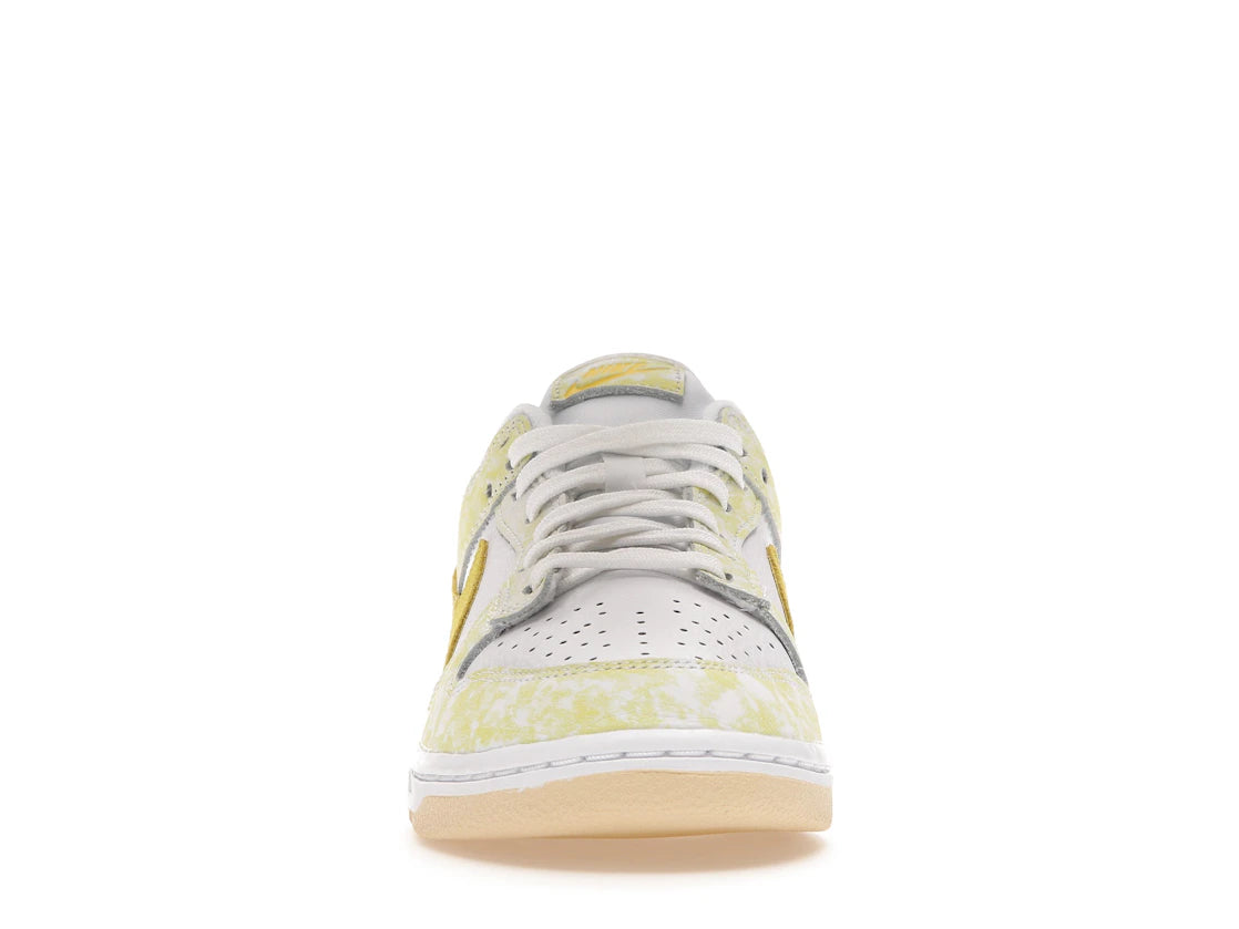 Nike Dunk Low Yellow Strike (W)