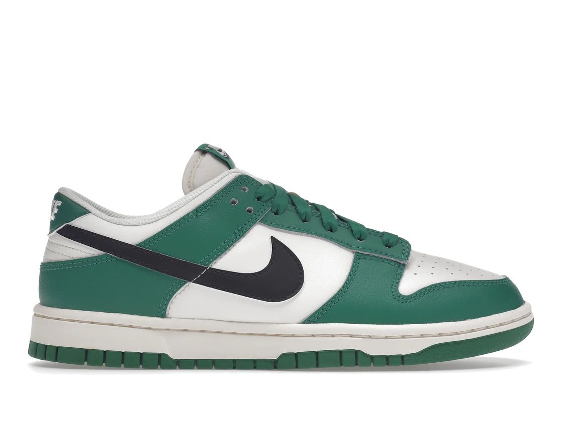 Nike dunk Low SE Lottery Pack Malachite Green