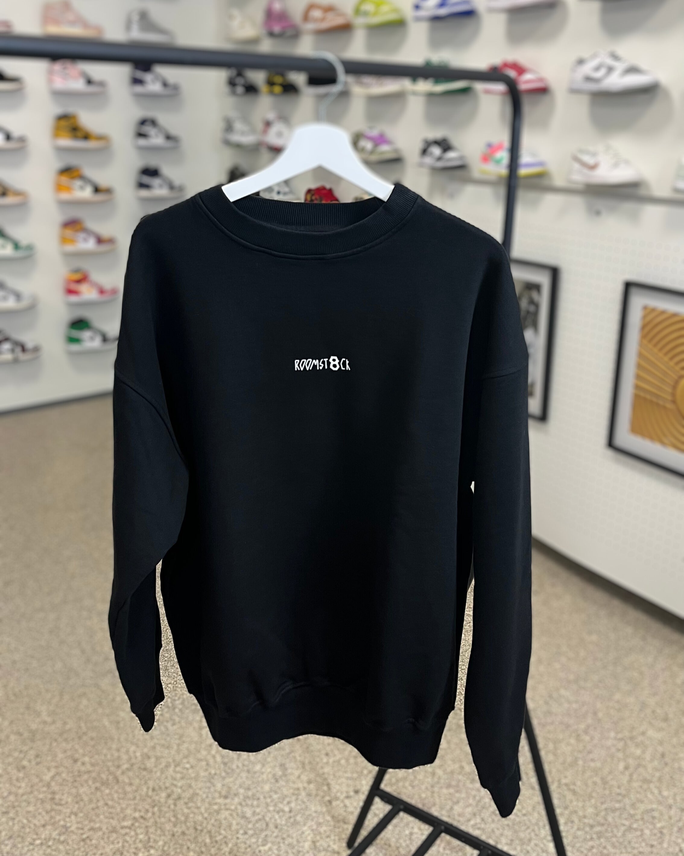 ROOMSTOCK 8th Anniversary Edition crewneck BLACK