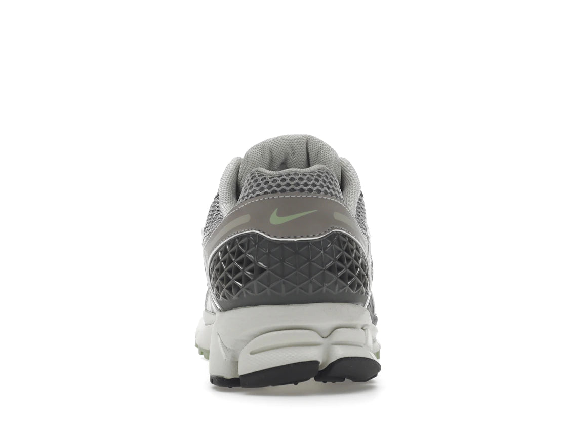 Nike Zoom Vomero 5 Cobblestone Flat Pewter (W)