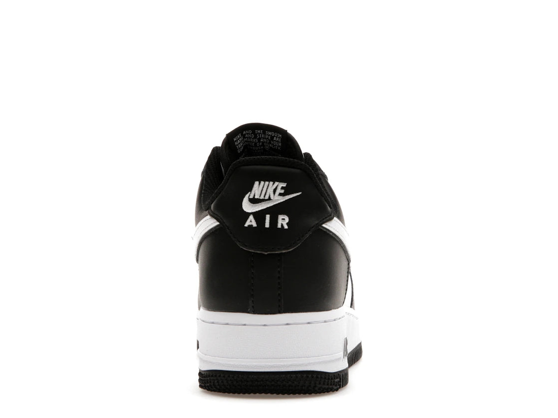 Nike Air Force 1 '07 Low White Swoosh Panda