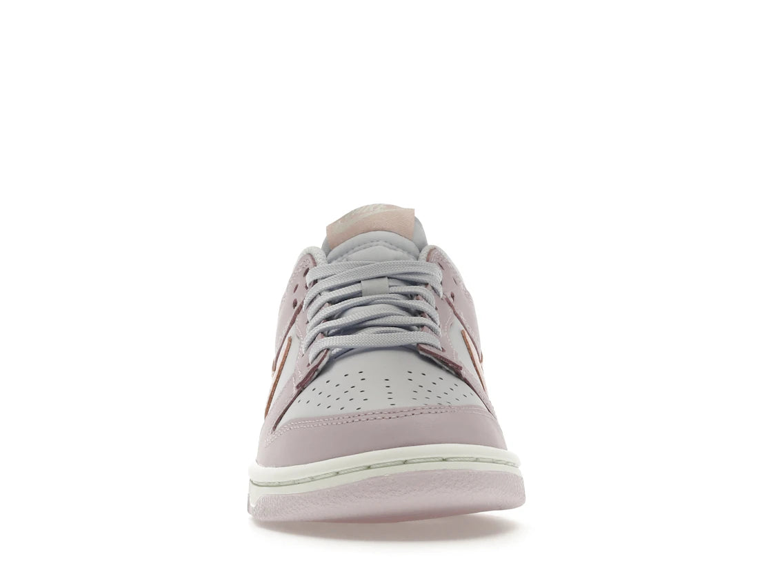 Nike Dunk Low Easter 2022 (W)