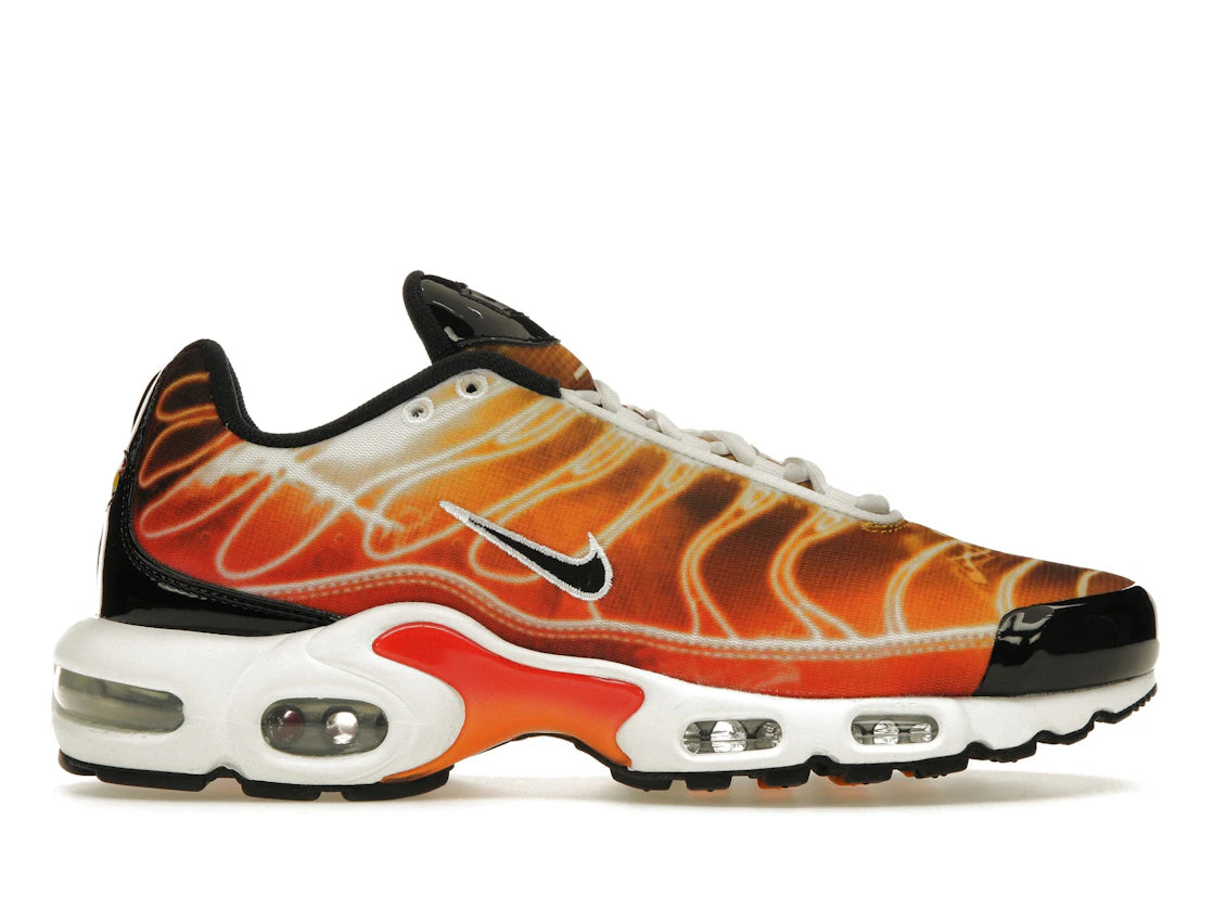 Nike Air Max Plus Light Photography